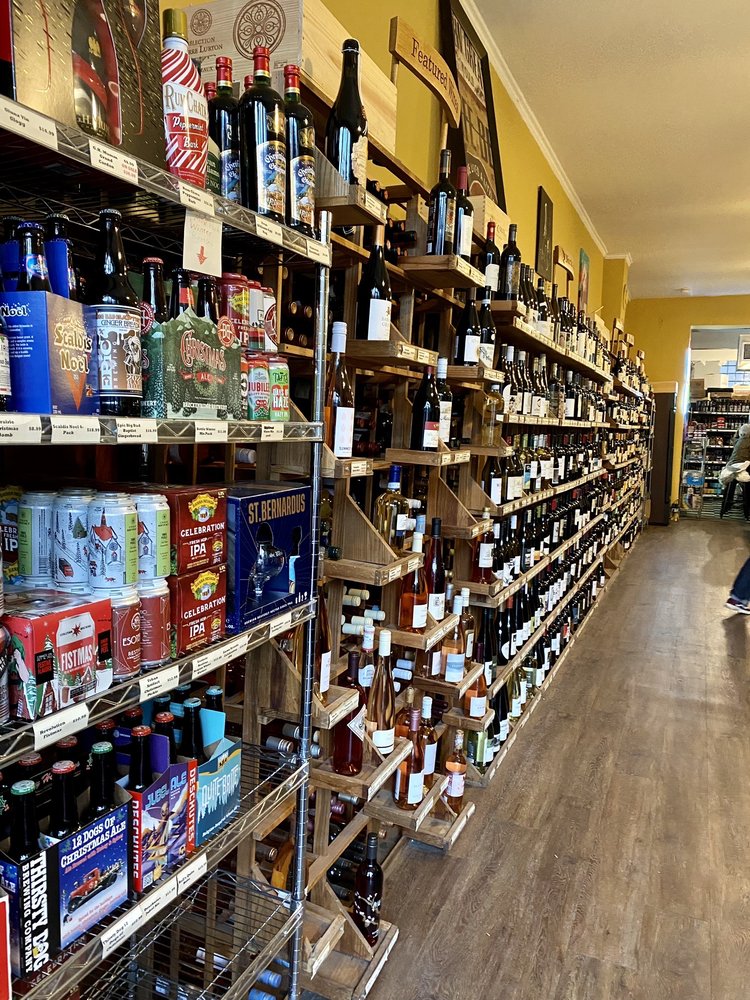 MARKET WINES Updated August 2024 37 Photos & 55 Reviews 128 W Elder St, Cincinnati, Ohio