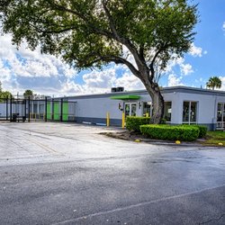 Space Shop Self Storage - Pompano Beach