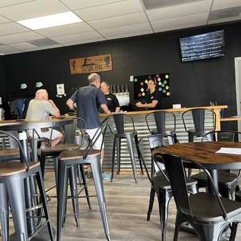Vulture Peak Brewing - Friendly bar staff and locals - Breweries Near Me - Wickenburg, Arizona Vulture Peak Brewing - Friendly bar staff and locals - Breweries Near Me - Wickenburg, Arizona