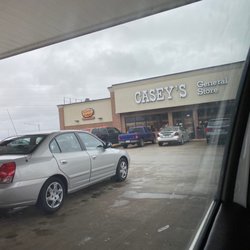 Casey's - Store front