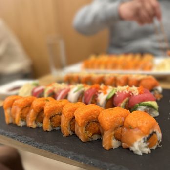 Sushi Cho - Salmon Lover Roll - Japanese Near Me - Fairfax, Virginia