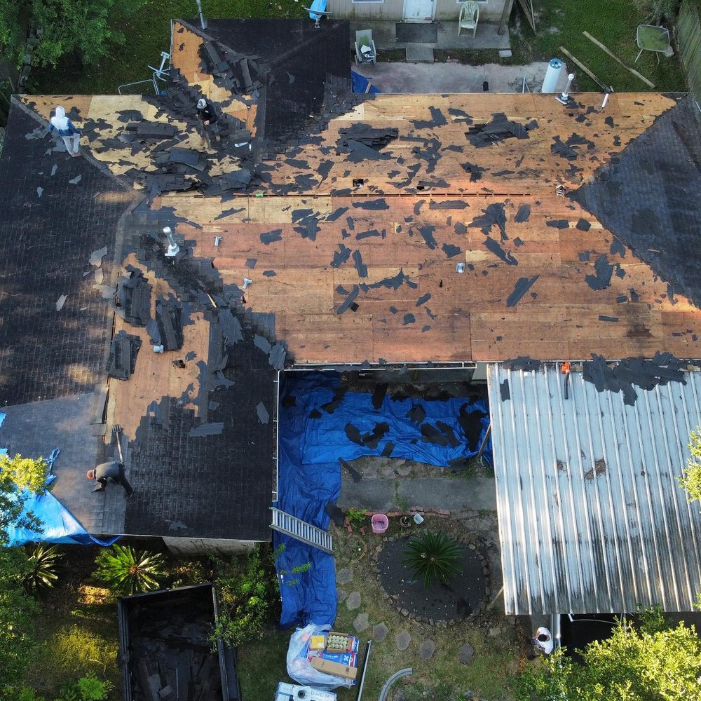 Slide of B.B. Roofing & Exteriors