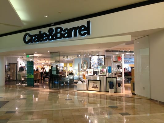 Crate & Barrel by null