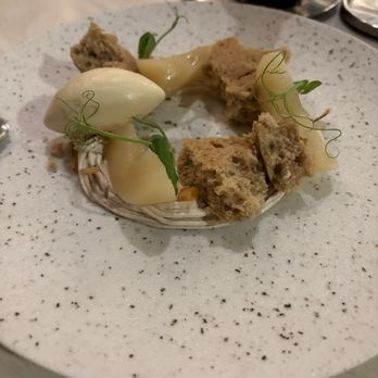 Senia - Mont blanc - Cocktail Bars Near Me - Honolulu, Hawaii