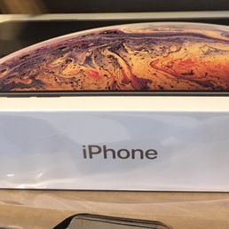 iPhone XS Max iPhone XS Max