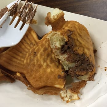 Rolled Ice Cream - Inside of Nutella taiyaki - Ice Cream & Frozen Yogurt Near Me - Orlando, Florida