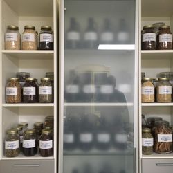 Massage Aurora - We also carry herbs and tinctures.
