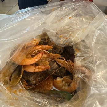Crab Pub - Seafood broil - Seafood Near Me - Oceanside, California Crab Pub - Seafood broil - Seafood Near Me - Oceanside, California