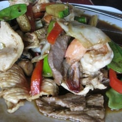 Mai Thai - Stir-Fry Veggies w/ Beef
