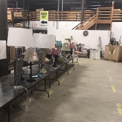 Pops Outlet - Lamps