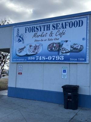 Forsyth Seafood Market & Cafe by null