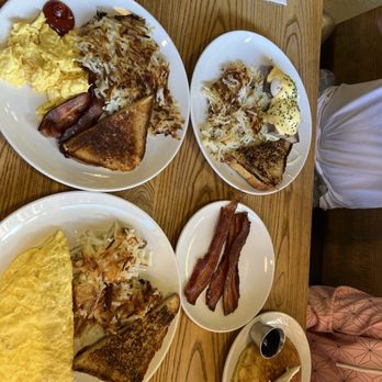 George + Kin's Diner - Breakfast - Diners Near Me - Napa, California