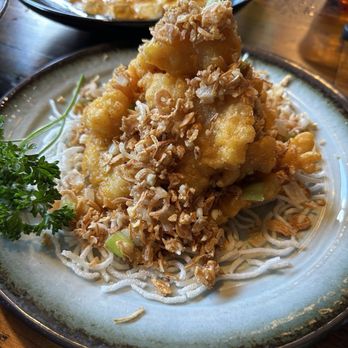 Twilight Lounge - Crispy Garlic Fish - Chinese Near Me - New York, New York