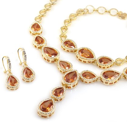 Gigi’s Jewelry by null