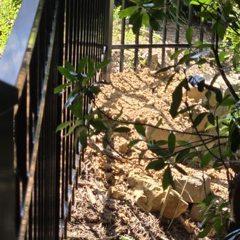 Fence1 - Mess left - Fences & Gates Near Me Fence1 - Mess left - Fences & Gates Near Me