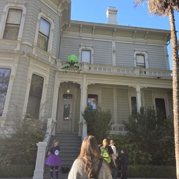 McHenry Mansion - Museums Near Me - Modesto, California
