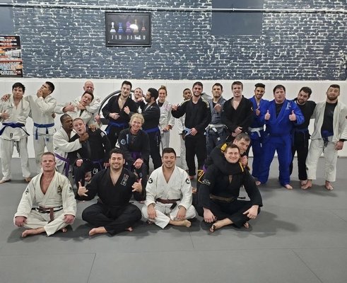 AMA Brazilian Jiu Jitsu & Muay Thai by null