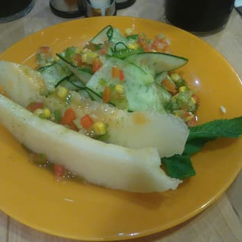 Birosta - Ensalada de pepino y melón con aceite de menta - Vegetarian Near Me - Zaragoza, Z