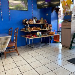 La Cocina De Los Reyes - Table of small goods for sale