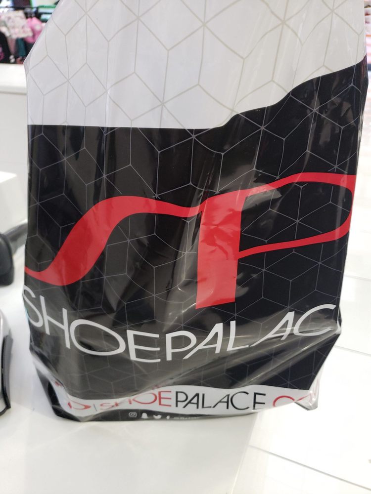 SHOE PALACE Updated August 2024 34 Reviews 5163 E Montclair Plaza