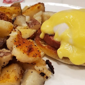 Good Friends Cafe - Egg Benedict - Breakfast & Brunch Near Me - West Dennis, Massachusetts Good Friends Cafe - Egg Benedict - Breakfast & Brunch Near Me - West Dennis, Massachusetts