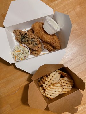 CALVIN'S KOREAN CHICKEN by null