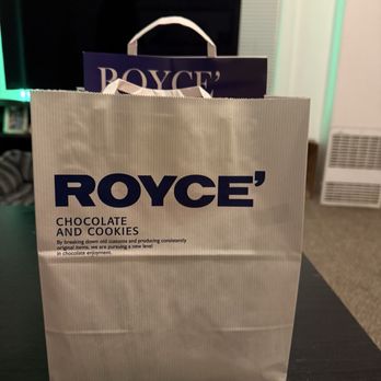 ROYCE' Chocolate - Chocolatiers & Shops Near Me - Tukwila, Washington
