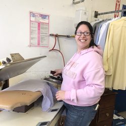 East Winds Drycleaner - We do shirt Laundry