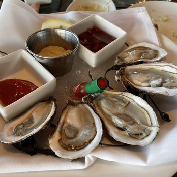 Altius - Chilled Oysters - New American Near Me - Pittsburgh, Pennsylvania