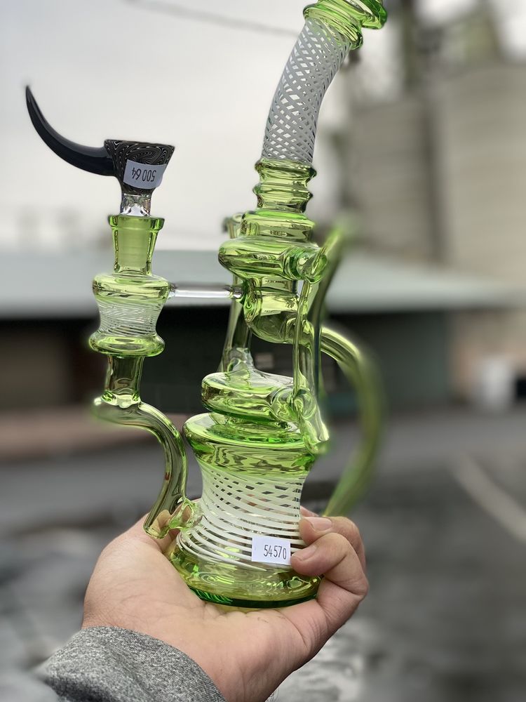 SMOKE DEPOT Updated August 2024 44 Photos 500 Lander Ave, Turlock, California Head Shops