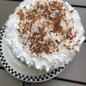 Black Bear Diner Fremont - Coconut Cream Pie - Diners Near Me - Fremont, California Black Bear Diner Fremont - Coconut Cream Pie - Diners Near Me - Fremont, California