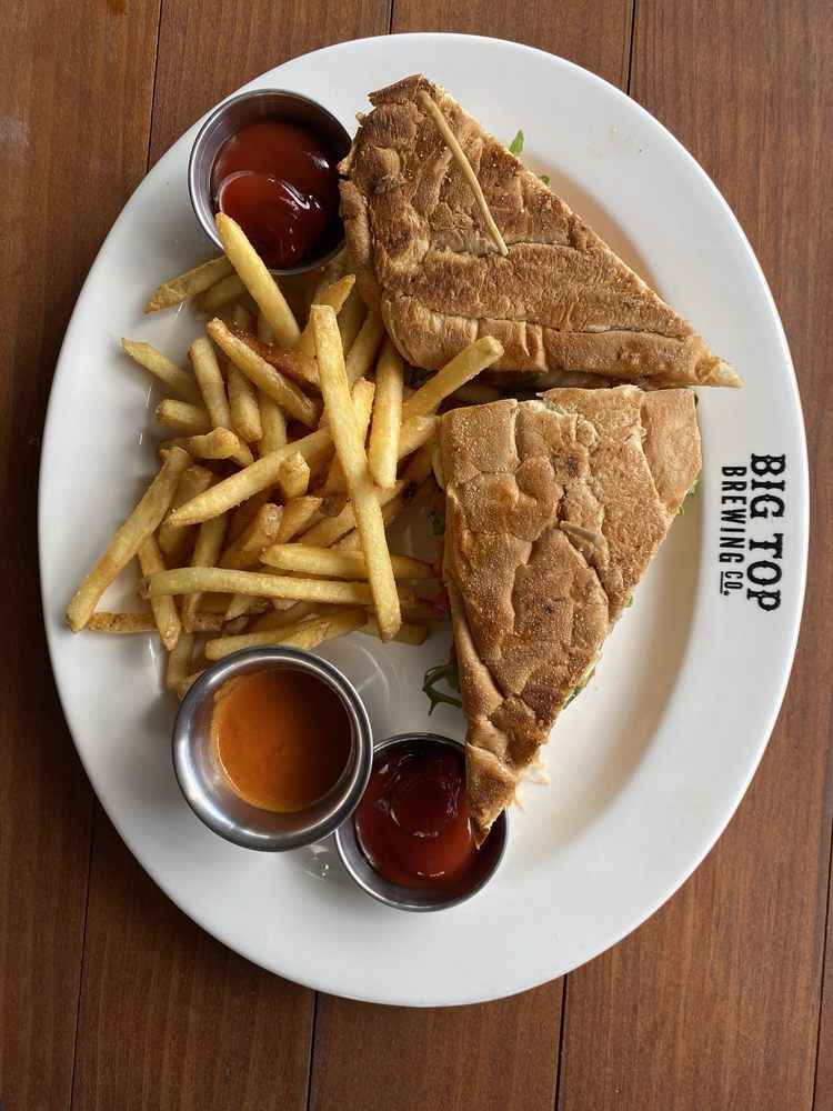 BIG TOP BREWING Updated October 2024 79 Photos & 56 Reviews 3045