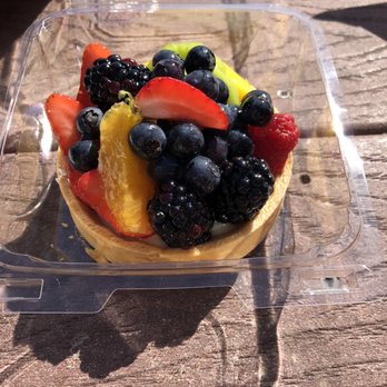 Pebble Beach Market - Fruit tart - Beer, Wine & Spirits Near Me - Pebble Beach, California