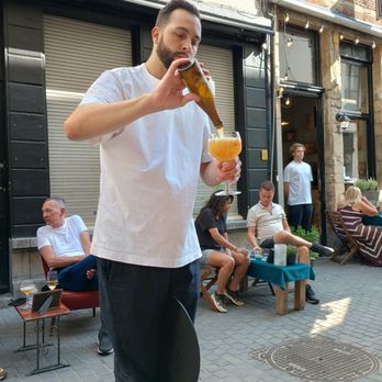 Jones & Co - Ask him to tell you about the underground tunnels - Cocktail Bars Near Me - Antwerp, VAN Jones & Co - Ask him to tell you about the underground tunnels - Cocktail Bars Near Me - Antwerp, VAN