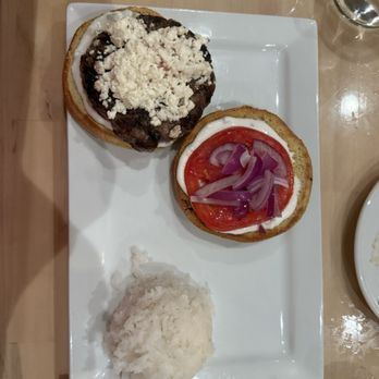Meza - lamb burger - Mediterranean Near Me - Orlando, Florida Meza - lamb burger - Mediterranean Near Me - Orlando, Florida