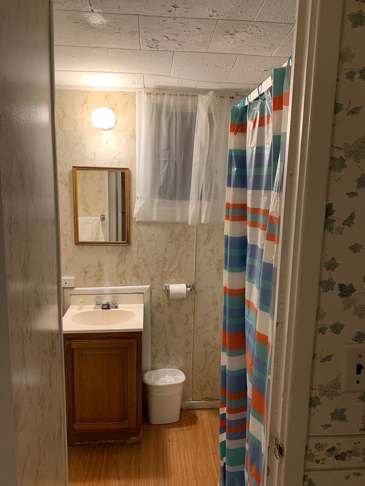 MATTITUCK MOTEL Updated September 2024 10 Photos & 15 Reviews