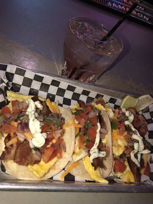 Streets Pub and Grub by null