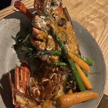 Moonraker Restaurant - Half lobster - New American Near Me - Pacifica, California