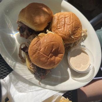 Wire Mill Saloon & Barbecue - 3 Sliders - Barbeque Near Me - Redding, Connecticut