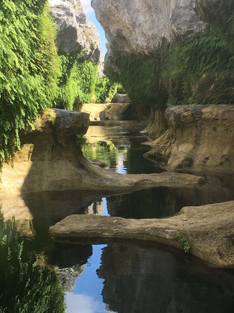 THE NARROWS - 12 Photos - Hiking - Blanco, TX
