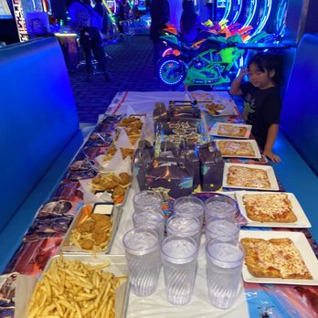 Dave & Buster's Fairfield - Nuggetd/Pizza/Fries combo - Arcades Near Me - Fairfield, California Dave & Buster's Fairfield - Nuggetd/Pizza/Fries combo - Arcades Near Me - Fairfield, California