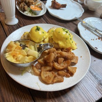 Of Love & Regret - Off With Your Head Benedict - Gastropubs Near Me - Baltimore, Maryland Of Love & Regret - Off With Your Head Benedict - Gastropubs Near Me - Baltimore, Maryland