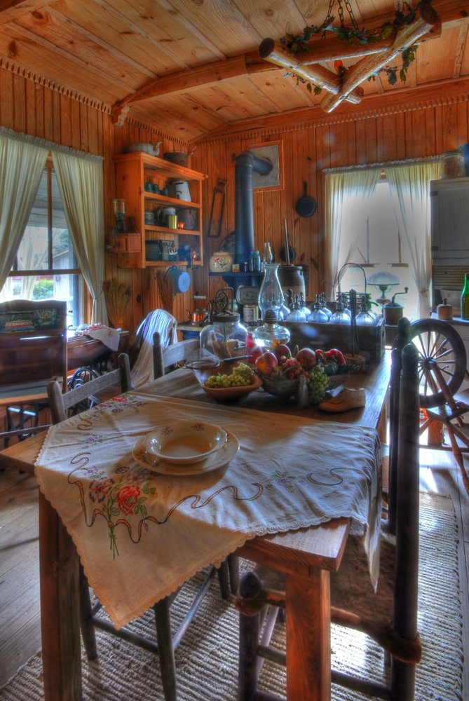 Landrum's Homestead & Village, Laurel Roadtrippers