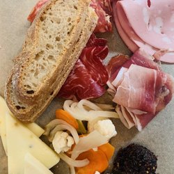 La Salumeria