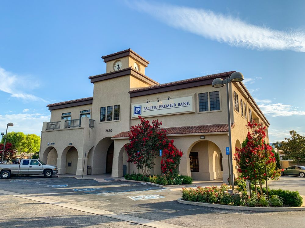 PACIFIC PREMIER BANK 21 Photos 7480 El Camino Real, Atascadero