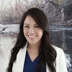 Stone Glen Dental Care - Our gental Dr. Nguyen
