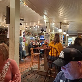 Culs Courthouse Grille - a group of people eating at a restaurant - New American Near Me - Charles City, Virginia Culs Courthouse Grille - a group of people eating at a restaurant - New American Near Me - Charles City, Virginia