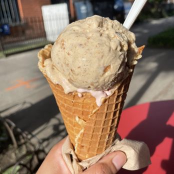 Ample Hills Creamery - Nonna Ds Oatmeal Lace and Strawberries and Cream on the bottom - Ice Cream & Frozen Yogurt Near Me - Brooklyn, New York Ample Hills Creamery - Nonna Ds Oatmeal Lace and Strawberries and Cream on the bottom - Ice Cream & Frozen Yogurt Near Me - Brooklyn, New York