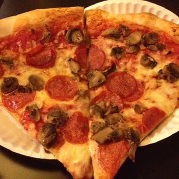 Ian’s Pizza Madison | State Street - Pepperoni and Mushroom Pizza  from #Ianspizza #madisonWI - Pizza Near Me - Madison, Wisconsin