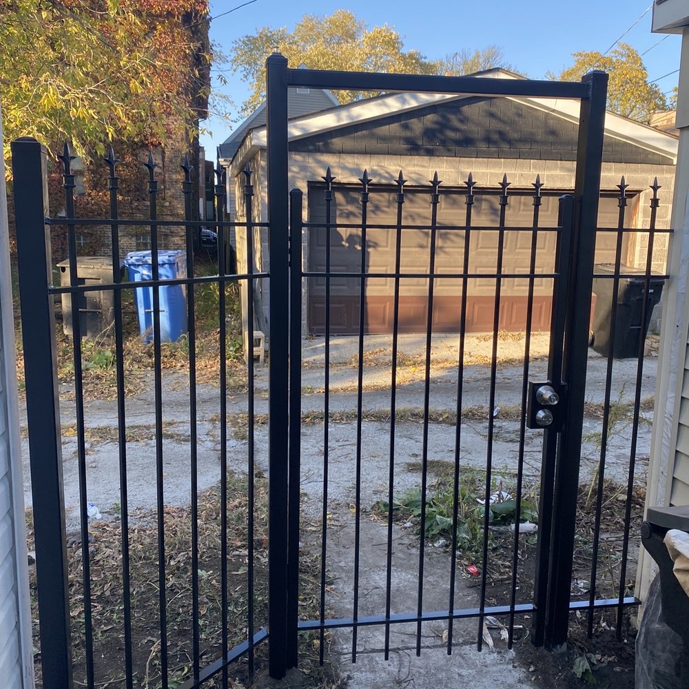 Trejo's Iron Works - Security fence - Fences & Gates Near Me - Chicago, Illinois Trejo's Iron Works - Security fence - Fences & Gates Near Me - Chicago, Illinois